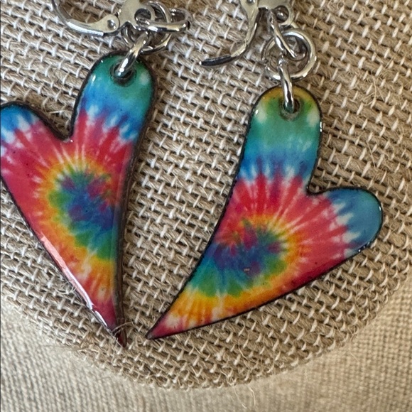 Tie-Dye Heart Earrings - Picture 2 of 3